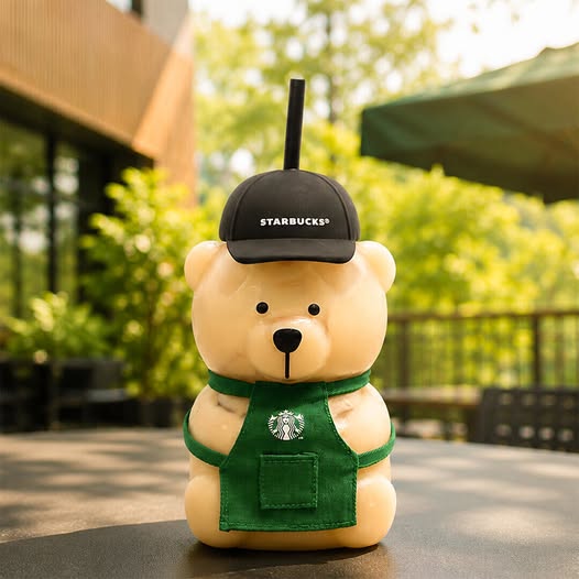 Bearista® Glass Cup in Green Apron